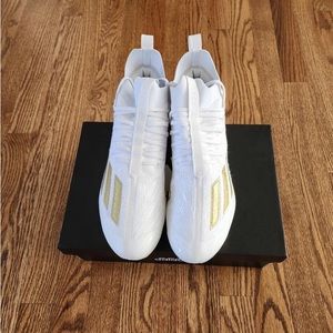 Used only once. In excellent condition . Size 10